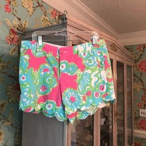 Buttercup shorts 12 Lilly Pulitzer pink and blue